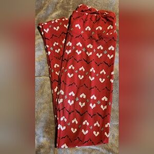 LuLaRoe Red and White Patterned Leggings